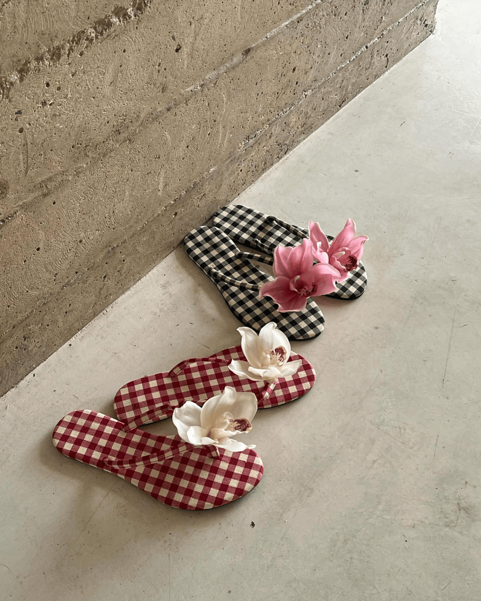 Phiphi Black Sandals | | 35 | Agnese Studios