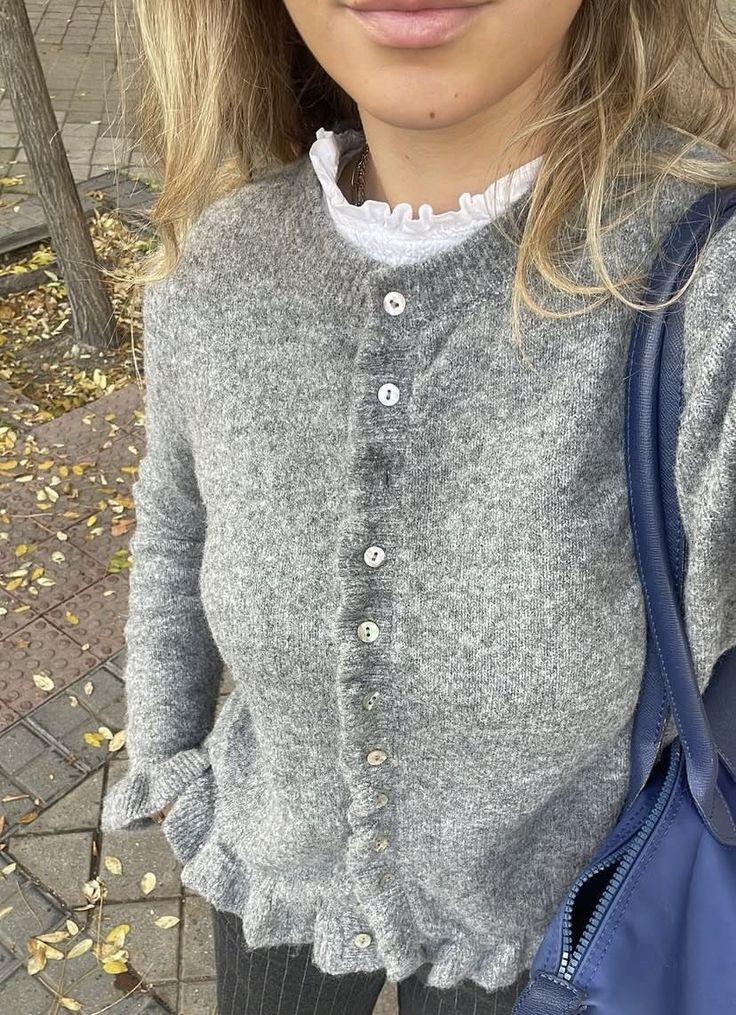 Voleda Cardigan | | S | Agnese Studios